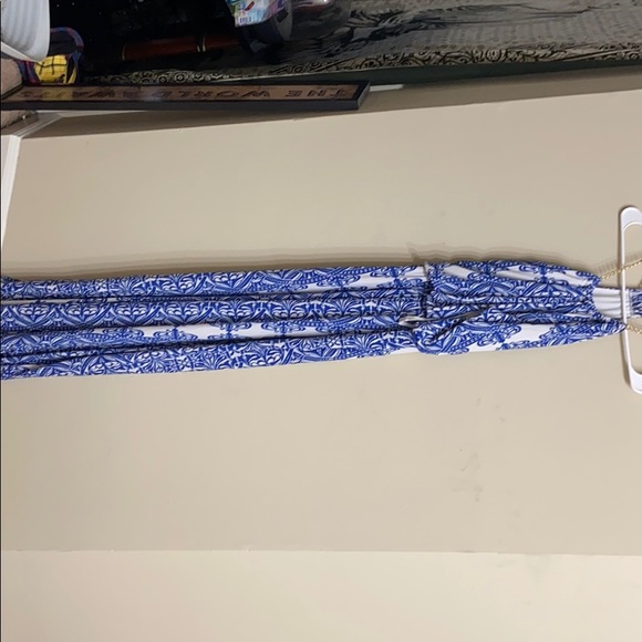 Dress - Picture 2 of 5